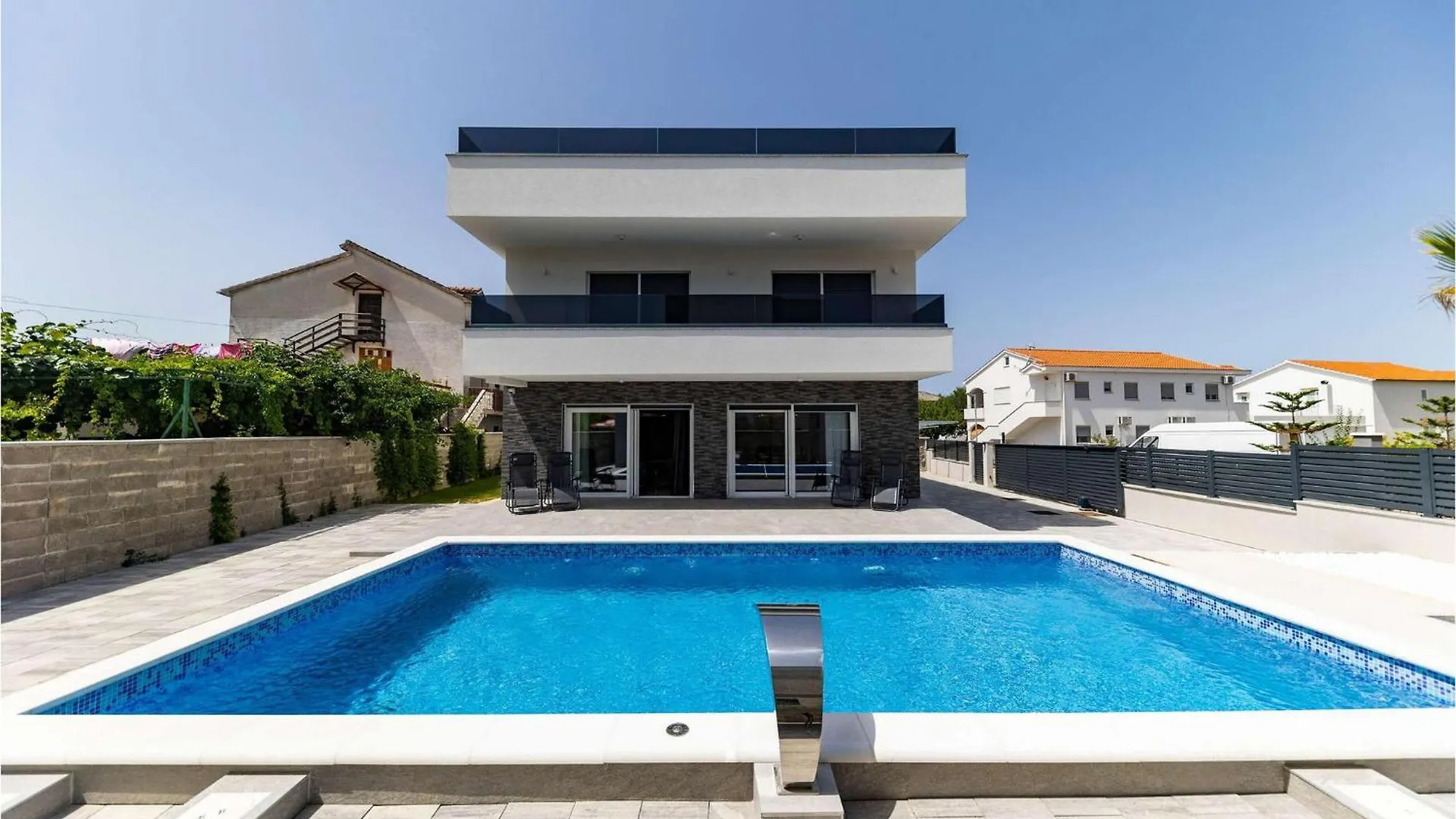 Villa Gina Sukošan 0*,  Kroatien